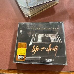 CDC Portable CD Player - Black and Gold